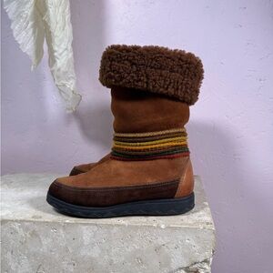 Vintage Cougar Sheepskin Suede Winter Boots 7.5